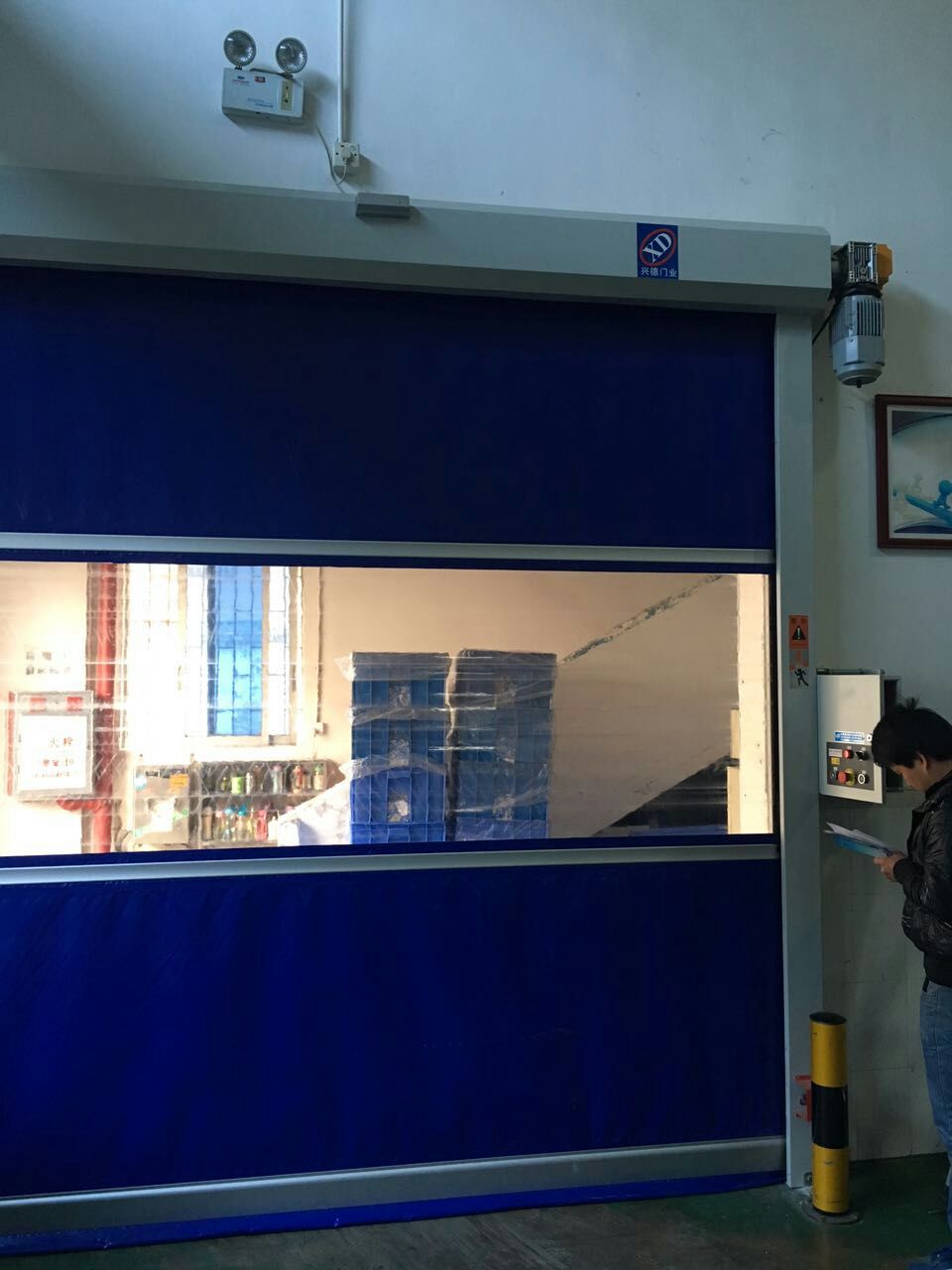 定制服務受歡迎，快速卷簾門購買選興德門業