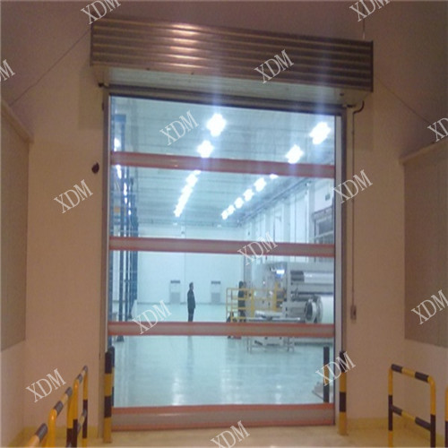 佛山堆積門(mén)和快速門(mén)的區(qū)別